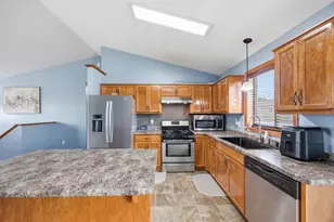 1729 Prairie View Ln NE, Sauk Rapids, MN 56379 - Photo 6
