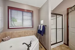 662 Jutland Ave, Shakopee, MN 55379 - Photo 26