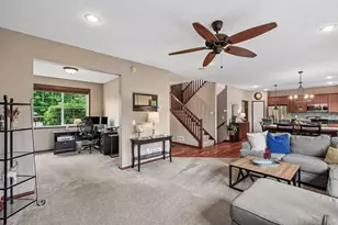 662 Jutland Ave, Shakopee, MN 55379 - Photo 10