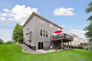 662 Jutland Ave, Shakopee, MN 55379 - Photo 38