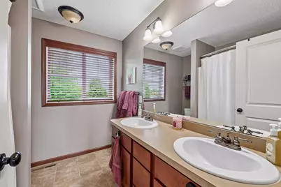662 Jutland Avenue, Shakopee, MN 55379 - Photo 30
