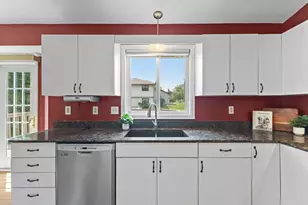 5464 Golfview Cir N, Oakdale, MN 55128 - Photo 8