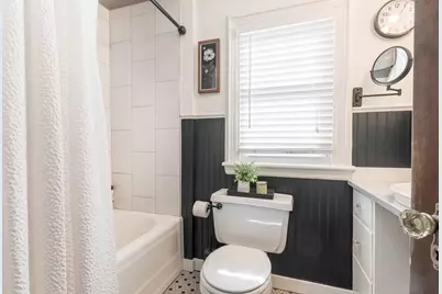 208 N Broadway, Fergus Falls, MN 56537 - Photo 16