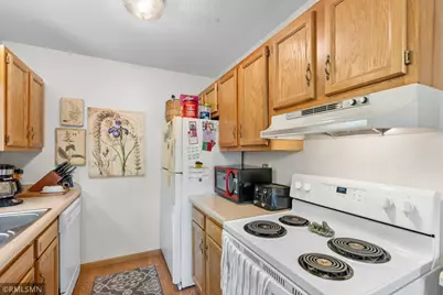1106 Owens Street N, Stillwater, MN 55082 - Photo 24