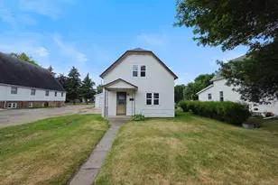 213 1st Street N, Ulen, MN 56585 - Photo 2