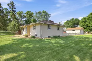 6400 14th Ave S, Richfield, MN 55423 - Photo 2