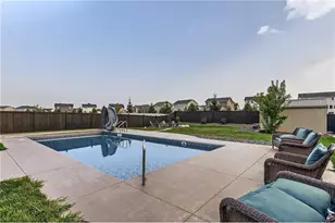 17838 Essex Ln, Lakeville, MN 55044 - Photo 4