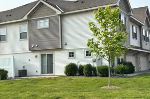 7219 Elmo Ct, Lino Lakes, MN 55038 - Photo 4
