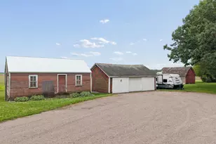 8363 County Rd 2, Glencoe, MN 55336 - Photo 36
