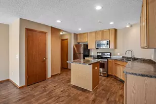 17628 69th Pl N, Maple Grove, MN 55311 - Photo 4