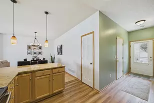 6612 Lamplight Dr, Albertville, MN 55301 - Photo 14