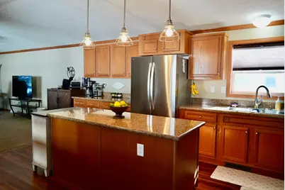 108 S 1st St. #11, Elysian, MN 56028 - Photo 4