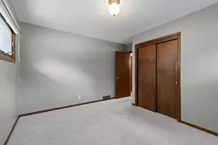 6836 Ewing Ave N, Brooklyn Center, MN 55429 - Photo 28