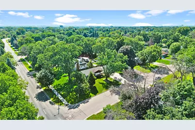 6836 Ewing Avenue N, Brooklyn Center, MN 55429 - Photo 8