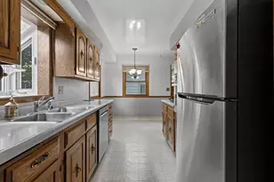 6836 Ewing Ave N, Brooklyn Center, MN 55429 - Photo 22
