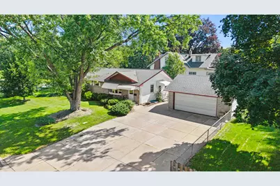 6836 Ewing Avenue N, Brooklyn Center, MN 55429 - Photo 12