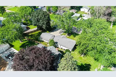 6836 Ewing Avenue N, Brooklyn Center, MN 55429 - Photo 44
