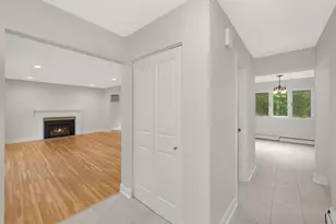 10928 London Dr, Burnsville, MN 55337 - Photo 4