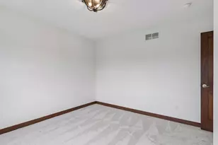 1993 Kerry Dr NE, Rochester, MN 55906 - Photo 48