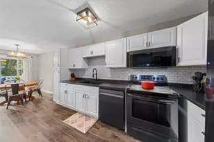 6856 MacBeth Cir, Woodbury, MN 55125 - Photo 12