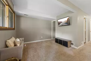 6856 MacBeth Cir, Woodbury, MN 55125 - Photo 26