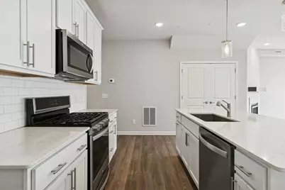 4860 Avery Court, Eagan, MN 55123 - Photo 10