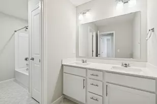 4860 Avery Ct, Eagan, MN 55123 - Photo 30