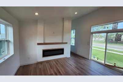 801 17th Avenue N, Fargo, ND 58102 - Photo 4