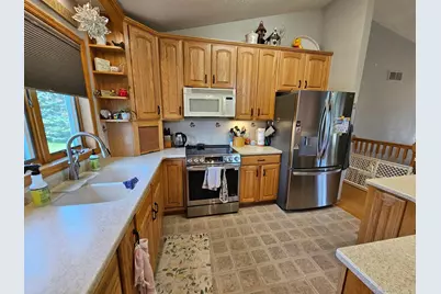 712 Mlinar Avenue, Spring Valley, MN 55975 - Photo 10