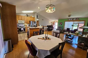 712 Mlinar Ave, Spring Valley, MN 55975 - Photo 12