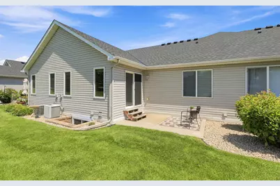 10563 64th Lane NE, Albertville, MN 55301 - Photo 2
