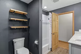 915 W Marshall St, Rice Lake, WI 54868 - Photo 22