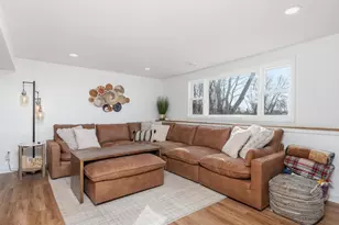 1036 Sunny Ridge Dr, Carver, MN 55315 - Photo 32
