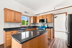 11205 72nd Ave N, Maple Grove, MN 55369 - Photo 14