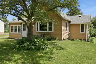 417 S 7th St, Cameron, WI 54822 - Photo 2
