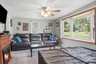 417 S 7th St, Cameron, WI 54822 - Photo 8