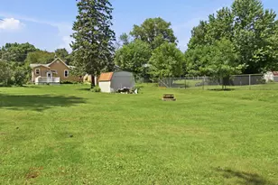 417 S 7th St, Cameron, WI 54822 - Photo 28