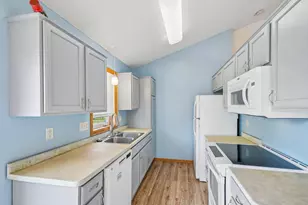 1217 Maple St, Farmington, MN 55024 - Photo 14