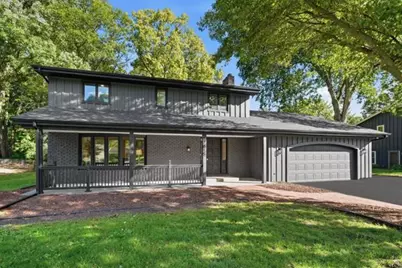 17015 24th Avenue N, Plymouth, MN 55447 - Photo 2