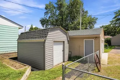 928 2nd Avenue E, Shakopee, MN 55379 - Photo 30
