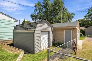 928 2nd Ave E, Shakopee, MN 55379 - Photo 30