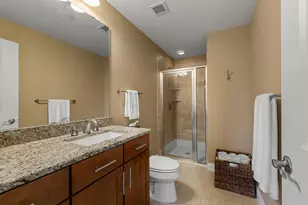100 3rd Ave S, Minneapolis, MN 55401 - Photo 18