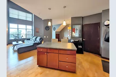 308 E 18th Street #305, Minneapolis, MN 55404 - Photo 14