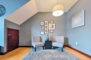 308 E 18th St, Minneapolis, MN 55404 - Photo 16