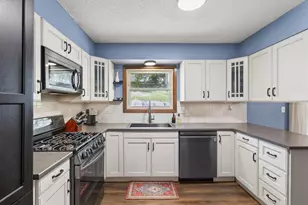 15350 Dunbar Ave, Apple Valley, MN 55124 - Photo 4