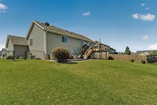 2101 Starburst Dr SW, Rochester, MN 55902 - Photo 32