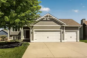 2101 Starburst Dr SW, Rochester, MN 55902 - Photo 4