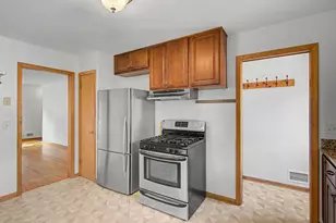 3456 Lee Ave N, Crystal, MN 55422 - Photo 16