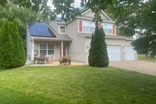 8218 Lori Ln, Woodbury, MN 55125 - Photo 2
