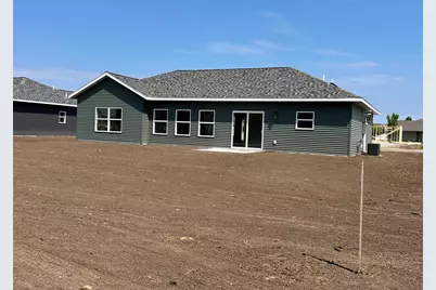 711 Cherry Lane, Perham, MN 56573 - Photo 8